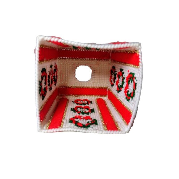 Christmas Wreath Tissue Box Cover Handmade Plastic Canvas Metallic Holiday - Picture 5 of 5